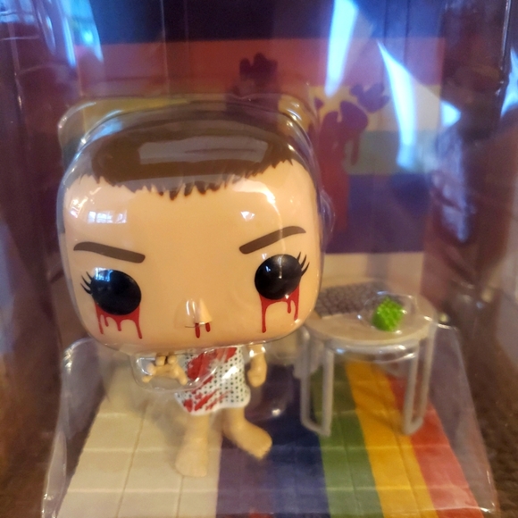 Funko Pop! Eleven (The Rainbow Room) 1251 - Stranger Things - Édition Spéciale